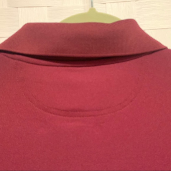 UNDER ARMOUR XL POLO IN RICH BURGUNDY - Picture 4 of 10